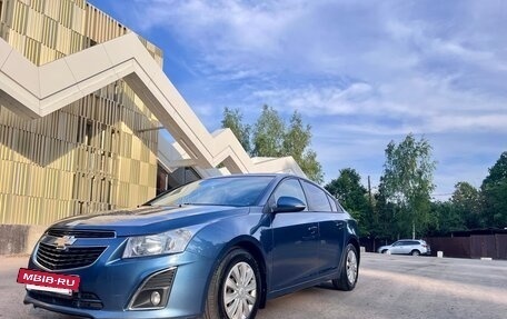 Chevrolet Cruze II, 2014 год, 970 000 рублей, 2 фотография