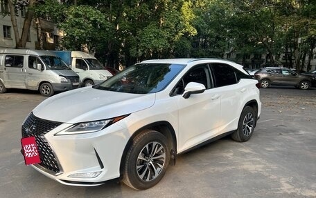Lexus RX IV рестайлинг, 2021 год, 6 199 000 рублей, 2 фотография