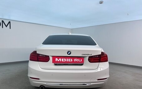 BMW 3 серия, 2012 год, 1 750 000 рублей, 4 фотография