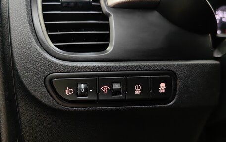 KIA Rio IV, 2018 год, 1 199 000 рублей, 23 фотография