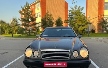 Mercedes-Benz E-Класс, 1996 год, 265 000 рублей, 1 фотография