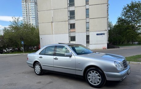 Mercedes-Benz E-Класс, 1998 год, 1 650 000 рублей, 8 фотография
