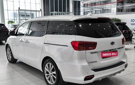 KIA Carnival III, 2020 год, 3 465 000 рублей, 7 фотография