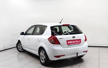 KIA cee'd I рестайлинг, 2010 год, 579 000 рублей, 2 фотография