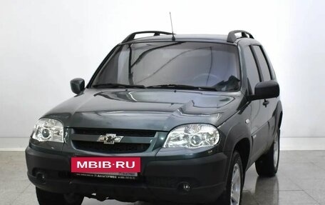 Chevrolet Niva I рестайлинг, 2015 год, 690 000 рублей, 10 фотография
