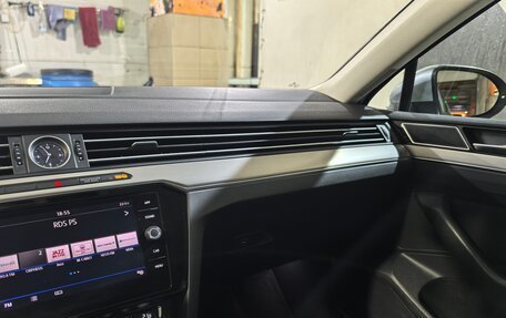 Volkswagen Passat B8 рестайлинг, 2017 год, 2 450 000 рублей, 12 фотография