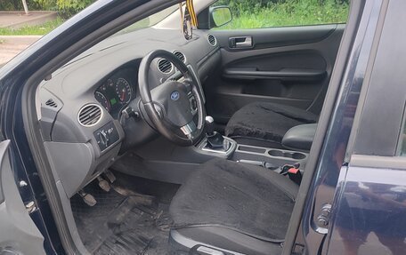Ford Focus II рестайлинг, 2005 год, 370 000 рублей, 13 фотография