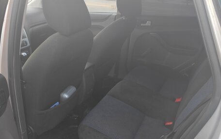 Ford Focus II рестайлинг, 2006 год, 250 000 рублей, 6 фотография