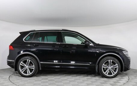 Volkswagen Tiguan II, 2020 год, 2 999 000 рублей, 4 фотография