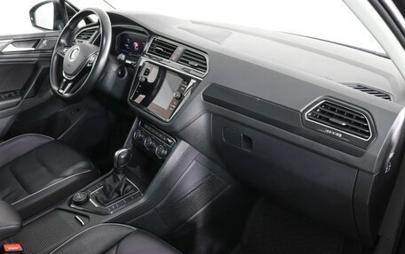 Volkswagen Tiguan II, 2020 год, 2 999 000 рублей, 10 фотография