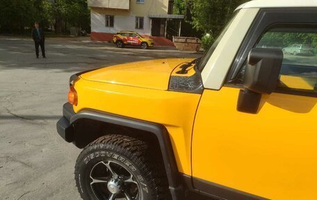 Toyota FJ Cruiser, 2008 год, 2 780 000 рублей, 19 фотография