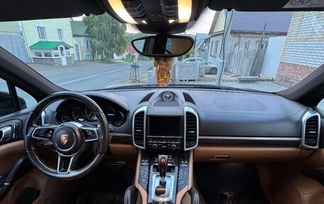 Porsche Cayenne III, 2015 год, 3 550 000 рублей, 10 фотография