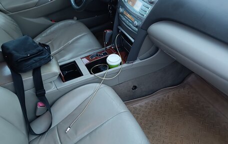 Toyota Camry, 2008 год, 999 999 рублей, 11 фотография