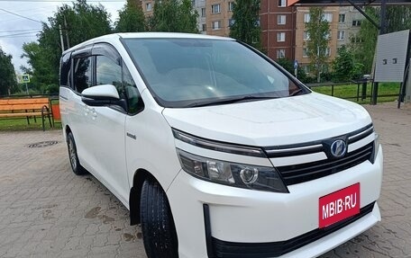 Toyota Voxy III, 2014 год, 1 790 000 рублей, 11 фотография