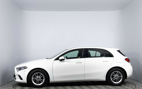 Mercedes-Benz A-Класс, 2018 год, 2 390 000 рублей, 8 фотография