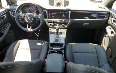 Porsche Macan I рестайлинг, 2022 год, 4 500 000 рублей, 8 фотография
