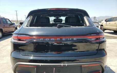 Porsche Macan I рестайлинг, 2022 год, 4 500 000 рублей, 6 фотография
