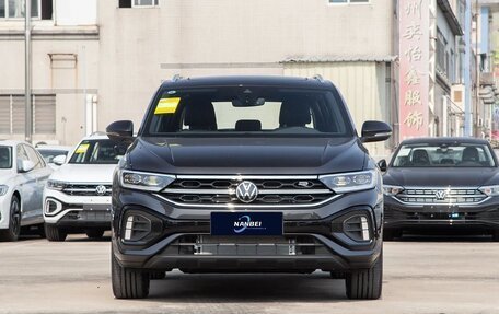 Volkswagen T-Roc I, 2025 год, 2 690 165 рублей, 2 фотография