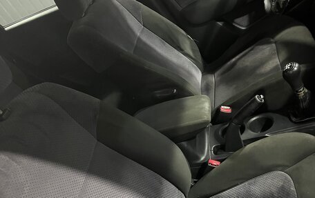 Mitsubishi Outlander III рестайлинг 3, 2003 год, 505 000 рублей, 16 фотография