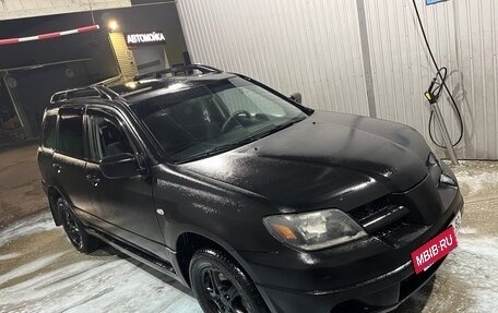 Mitsubishi Outlander III рестайлинг 3, 2003 год, 505 000 рублей, 10 фотография