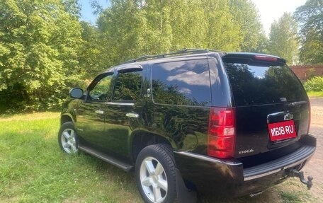 Chevrolet Tahoe III, 2008 год, 1 800 000 рублей, 3 фотография