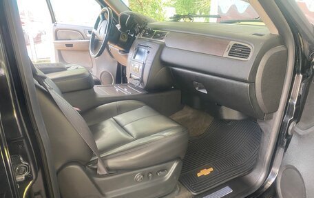 Chevrolet Tahoe III, 2008 год, 1 800 000 рублей, 8 фотография