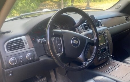 Chevrolet Tahoe III, 2008 год, 1 800 000 рублей, 14 фотография