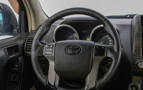 Toyota Land Cruiser Prado 150 рестайлинг 2, 2009 год, 2 050 000 рублей, 15 фотография