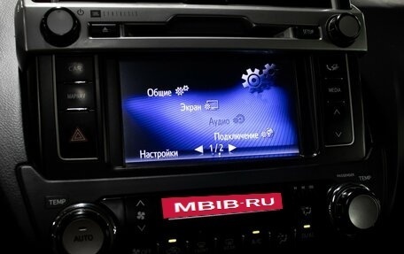 Toyota Land Cruiser Prado 150 рестайлинг 2, 2015 год, 3 298 000 рублей, 22 фотография