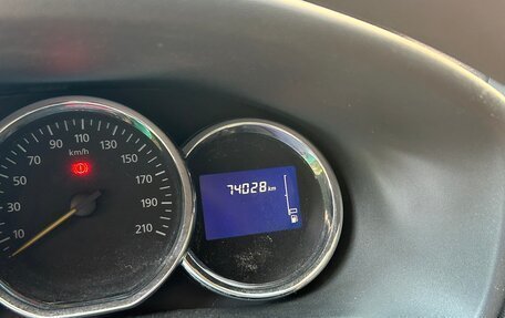 Renault Logan II, 2014 год, 780 000 рублей, 2 фотография