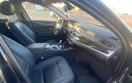 BMW 5 серия, 2014 год, 1 550 000 рублей, 17 фотография