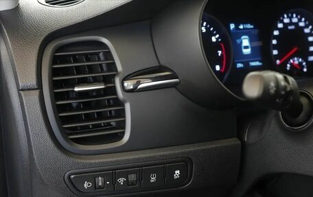 KIA Rio IV, 2018 год, 1 430 000 рублей, 10 фотография
