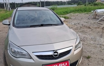 Opel Astra J, 2011 год, 750 000 рублей, 1 фотография