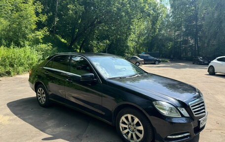 Mercedes-Benz E-Класс, 2012 год, 1 400 000 рублей, 11 фотография