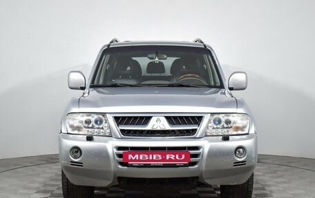 Mitsubishi Pajero III рестайлинг, 2005 год, 757 000 рублей, 2 фотография