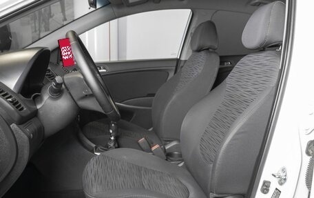 Hyundai Solaris II рестайлинг, 2016 год, 1 050 500 рублей, 11 фотография