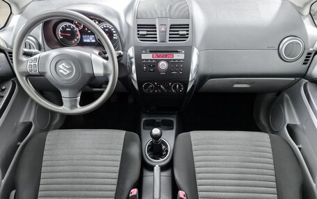 Suzuki SX4 II рестайлинг, 2013 год, 879 000 рублей, 19 фотография