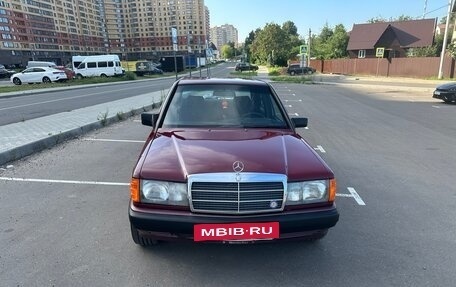 Mercedes-Benz 190 (W201), 1991 год, 720 000 рублей, 3 фотография