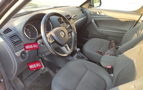 Skoda Yeti I рестайлинг, 2014 год, 1 400 000 рублей, 15 фотография