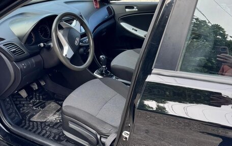 Hyundai Solaris II рестайлинг, 2013 год, 770 000 рублей, 5 фотография