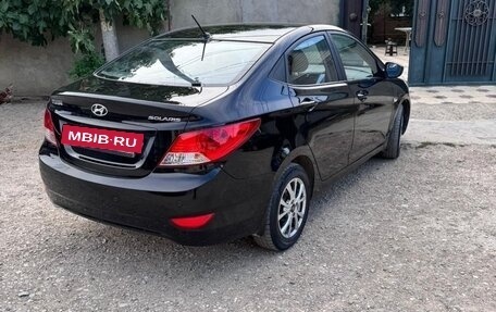 Hyundai Solaris II рестайлинг, 2013 год, 770 000 рублей, 3 фотография