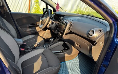 Renault Kaptur I рестайлинг, 2021 год, 1 490 000 рублей, 31 фотография