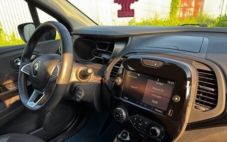 Renault Kaptur I рестайлинг, 2021 год, 1 490 000 рублей, 32 фотография