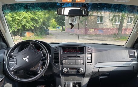 Mitsubishi Pajero IV, 2013 год, 2 500 000 рублей, 8 фотография