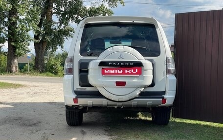 Mitsubishi Pajero IV, 2013 год, 2 500 000 рублей, 6 фотография
