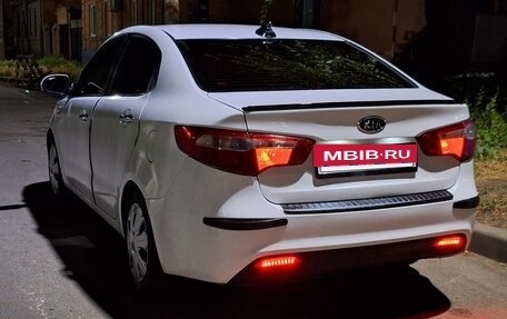 KIA Rio III рестайлинг, 2012 год, 660 000 рублей, 2 фотография