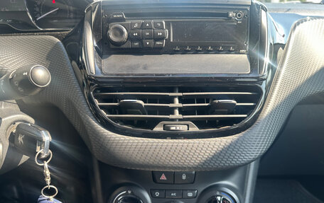 Peugeot 2008 II, 2014 год, 749 000 рублей, 13 фотография