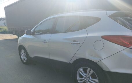 Hyundai ix35 I рестайлинг, 2012 год, 870 000 рублей, 2 фотография
