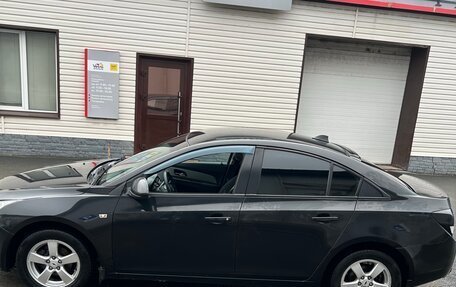 Chevrolet Cruze II, 2012 год, 700 000 рублей, 3 фотография