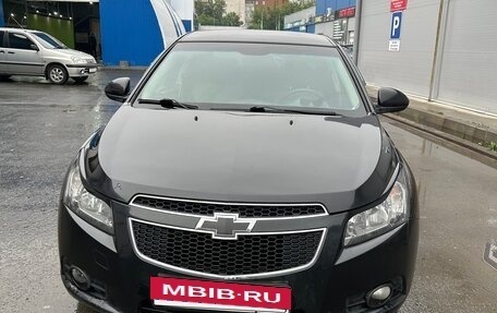 Chevrolet Cruze II, 2012 год, 700 000 рублей, 2 фотография